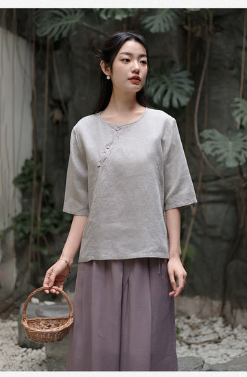 Rosalyn Spotlight Embroidery Qipao Cheongsam Top